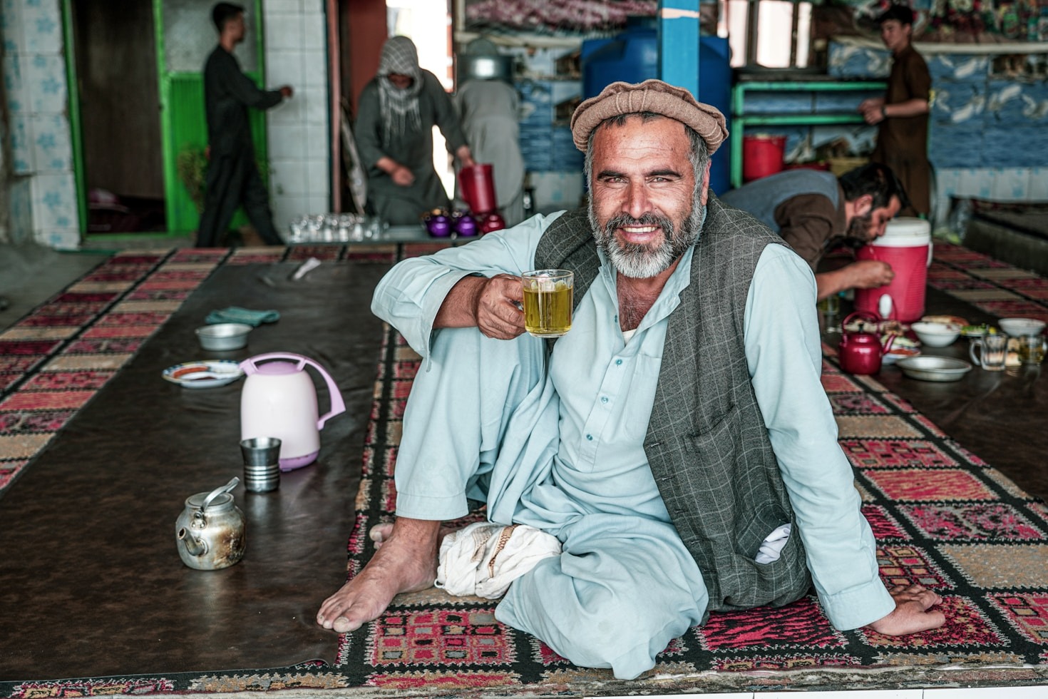 Navigating The Vibrant Souks Like A Pro